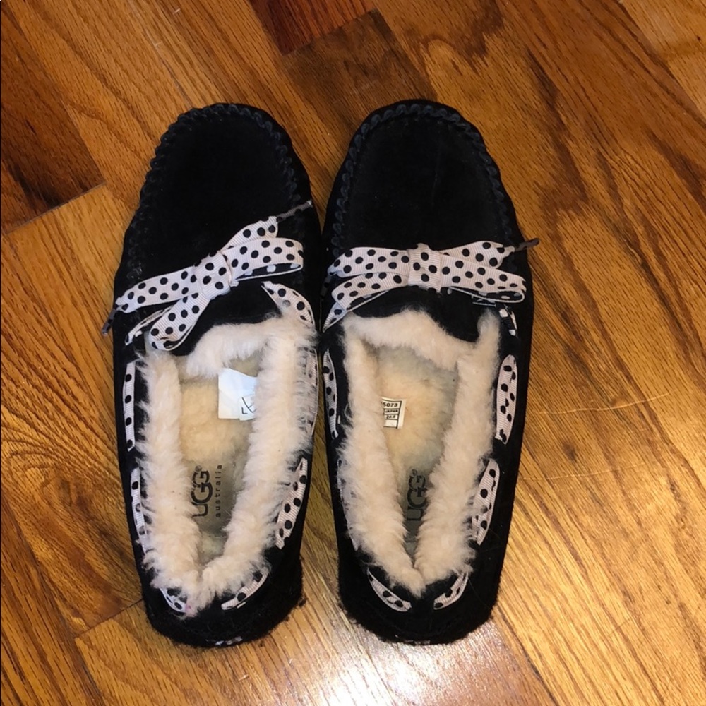 UGG black suede fur lined moccasins size 7